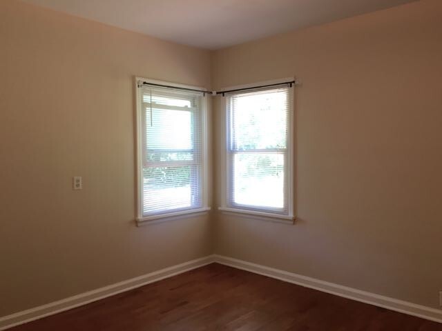 Building Photo - Charming Keyport home with Large Yard