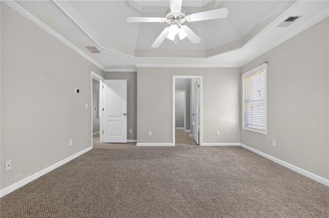 Building Photo - 1136 Mason Lee Ave SE