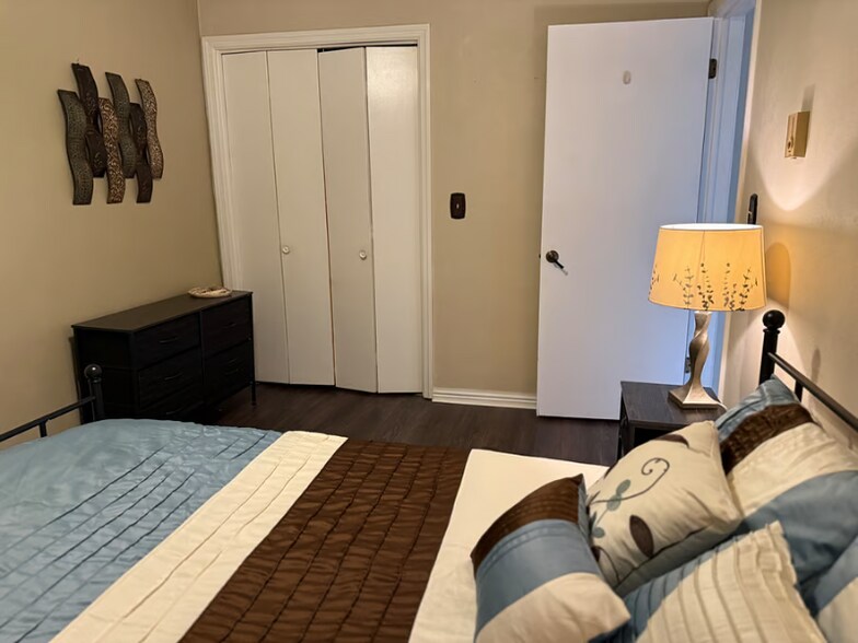 Building Photo - 0 Spanish Manor