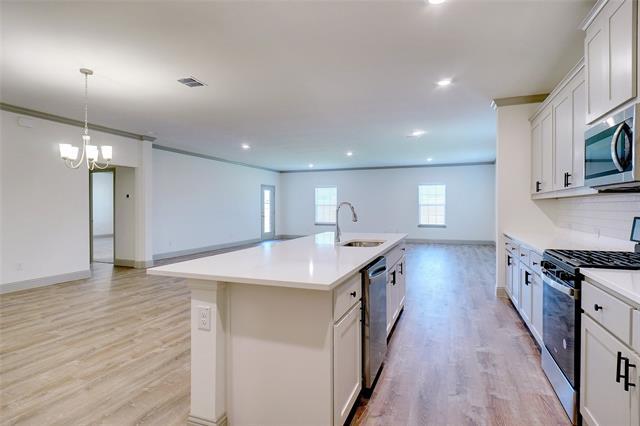 Building Photo - 219 Community Dr
