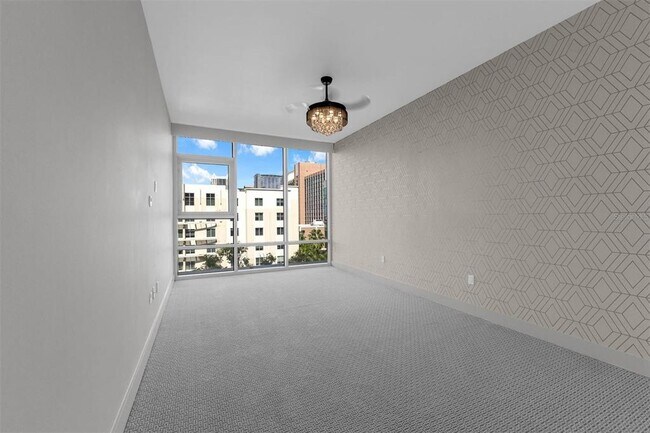Building Photo - 260 S Osceola Ave