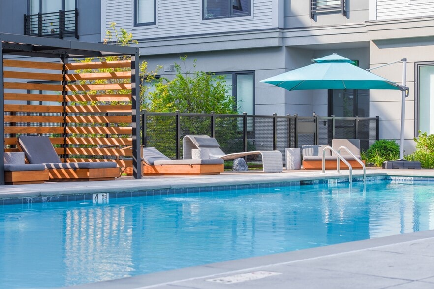 Building Photo - Canfield Park at Fairfield Metro