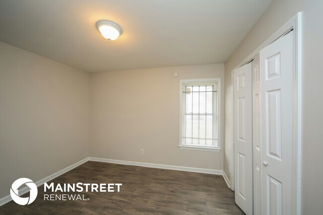 Building Photo - 3378 Hallshire Dr