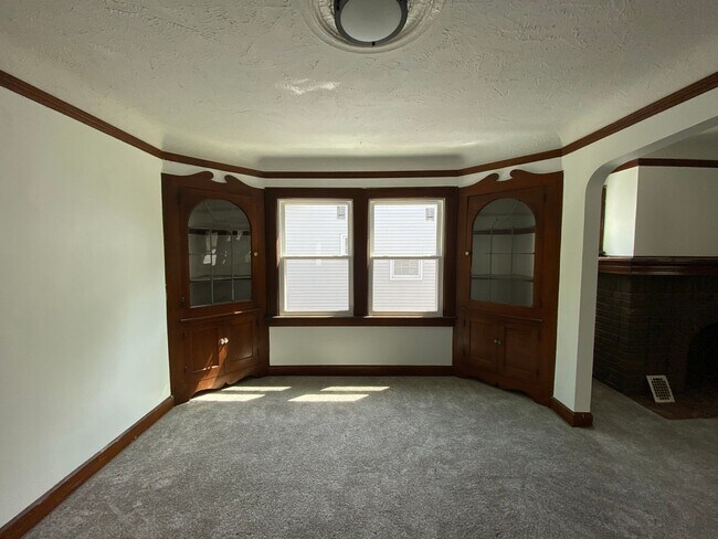 Building Photo - 3937-3939 W. 157th St.