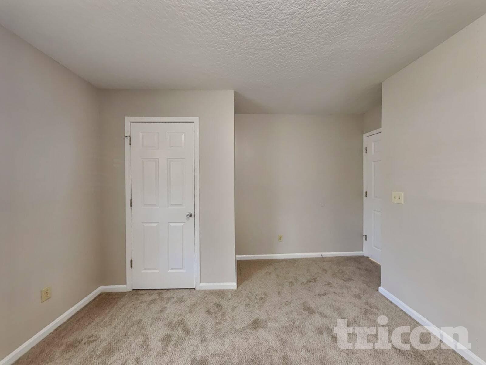 Building Photo - 4399 Princess Labeth Ct W