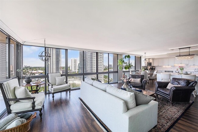 Building Photo - 3301 Bayshore Blvd