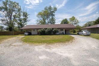 Building Photo - 6825 N Brown Station Dr