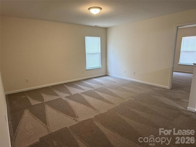 Building Photo - 1420 Ladora Dr