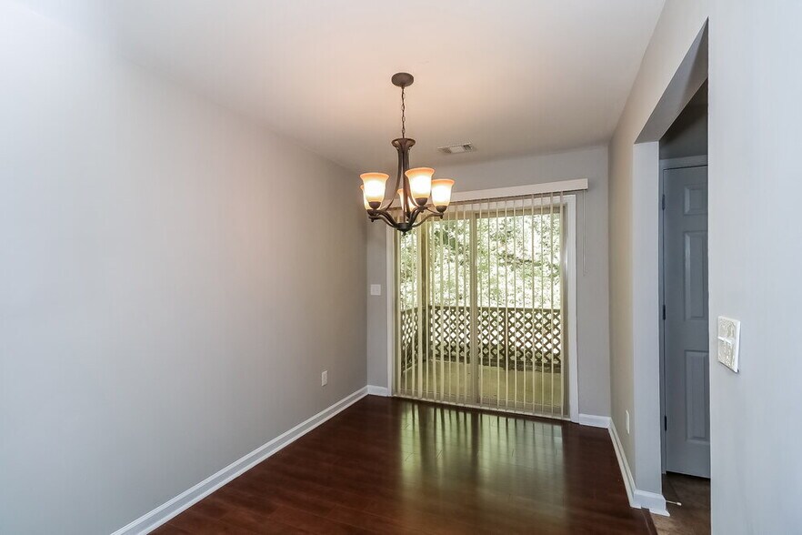 Building Photo - 4999 Galbraith Cir