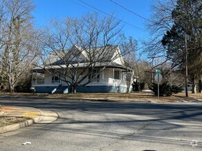 Building Photo - Live in the Heart of Troutman