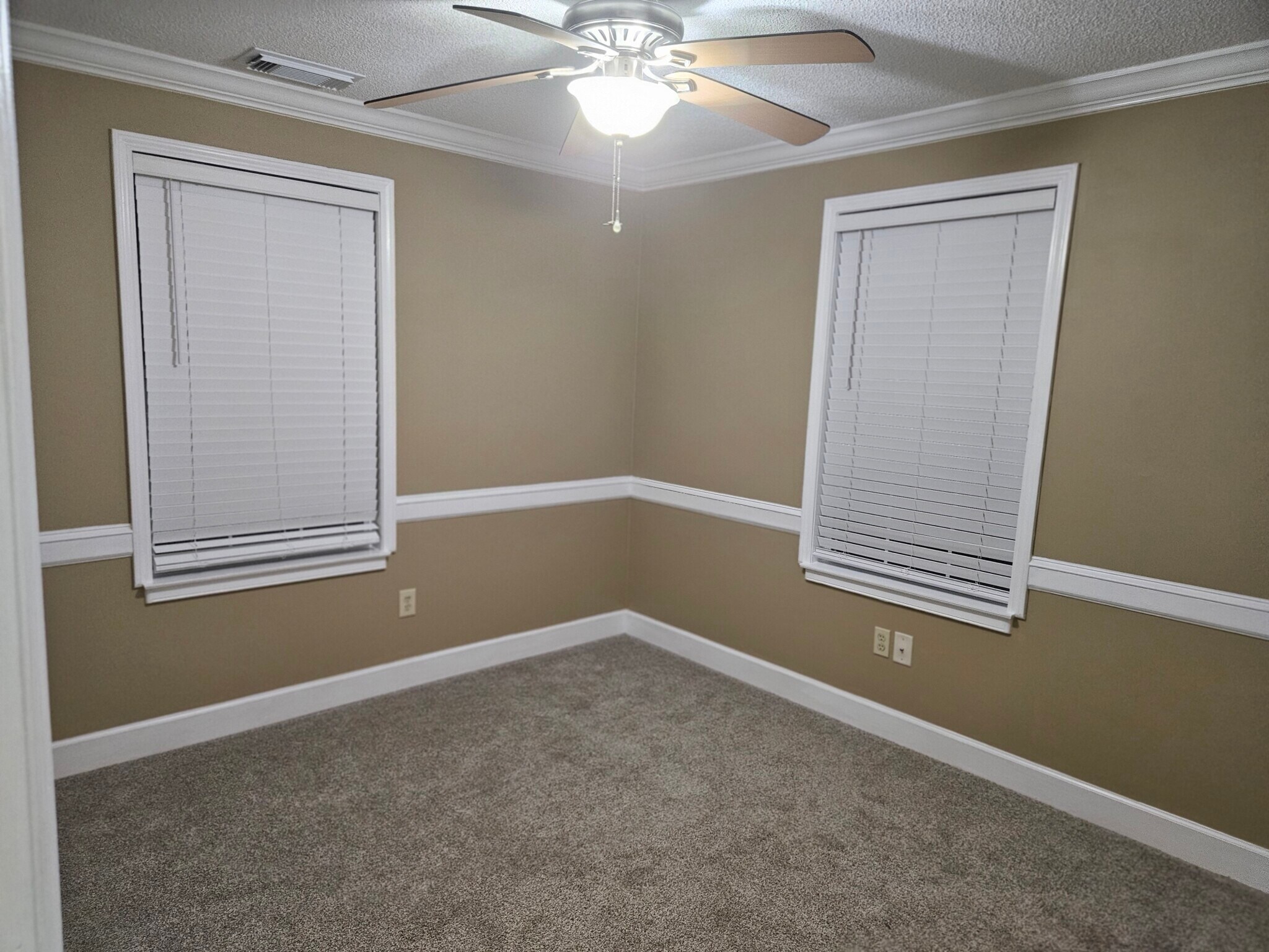 Building Photo - 204 Brandywine Rd