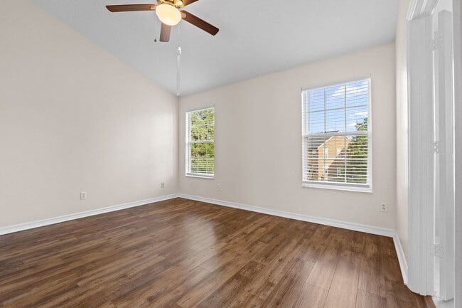 Building Photo - 3008 Bayshore Pointe Dr