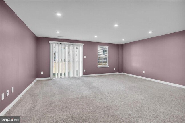 Building Photo - 12 Kohlmyer Dr