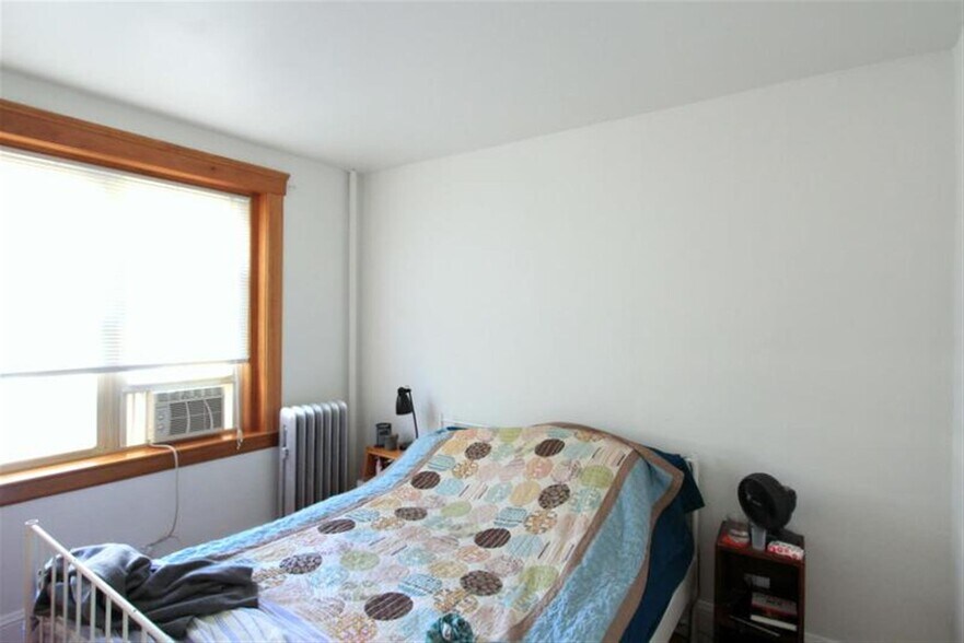 Building Photo - 97 Hancock St