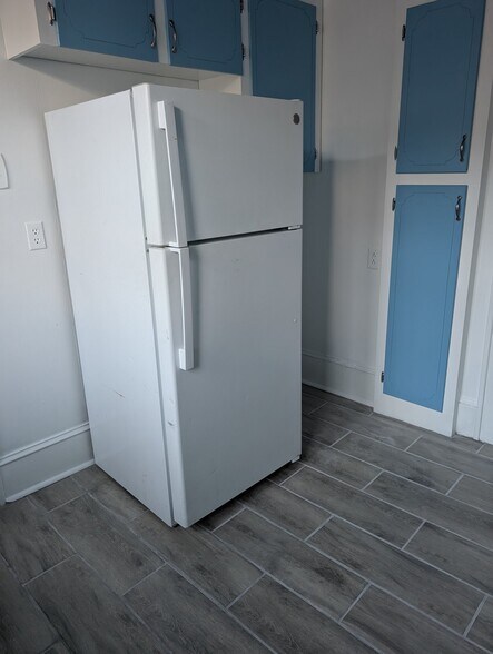 Building Photo - 117 1/2 Park Rd