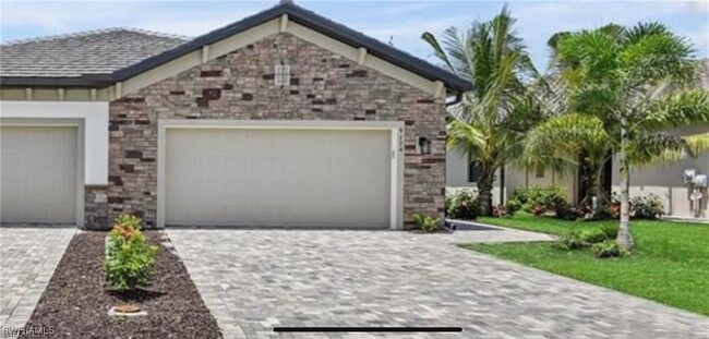 Building Photo - 9170 Woodhurst Dr