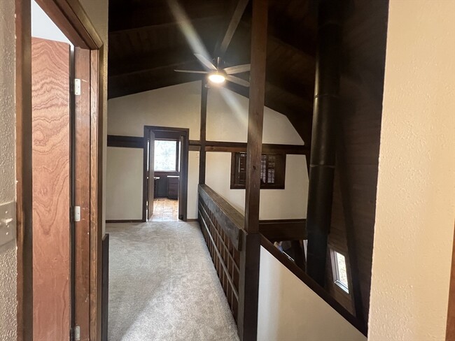 Building Photo - 888 Salem St