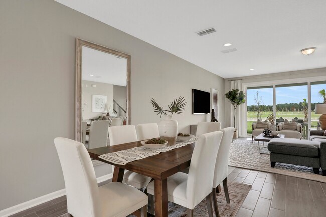 Building Photo - 823 Cherry Elm Dr