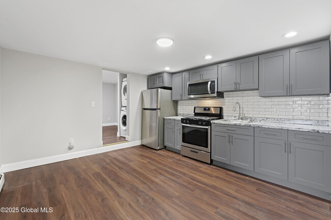 Building Photo - 69 2nd St