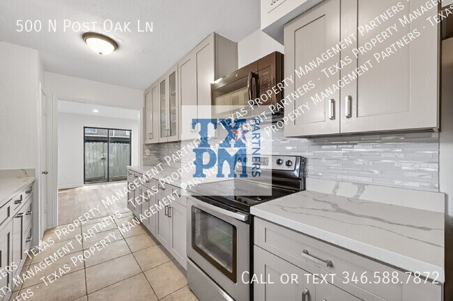 Building Photo - 500 N Post Oak Ln