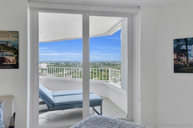 Building Photo - 500 S Ocean Blvd