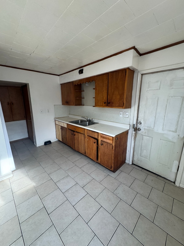 Building Photo - 3104 Franklin Ave