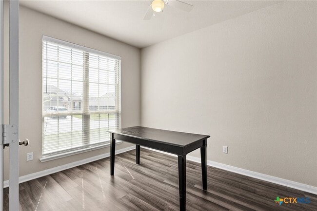 Building Photo - 4075 Aransas Dr