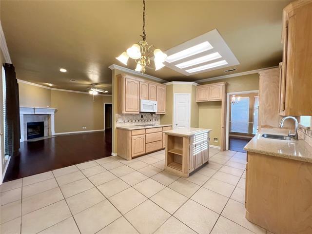 Building Photo - 9113 Trail Wood Dr