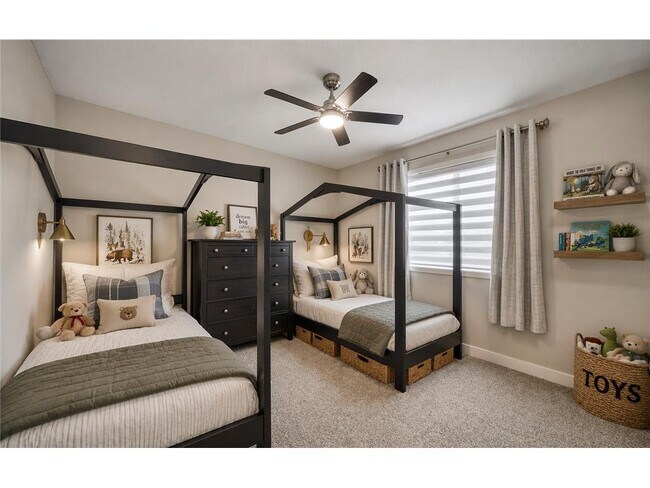 Building Photo - 429 Mario Dr