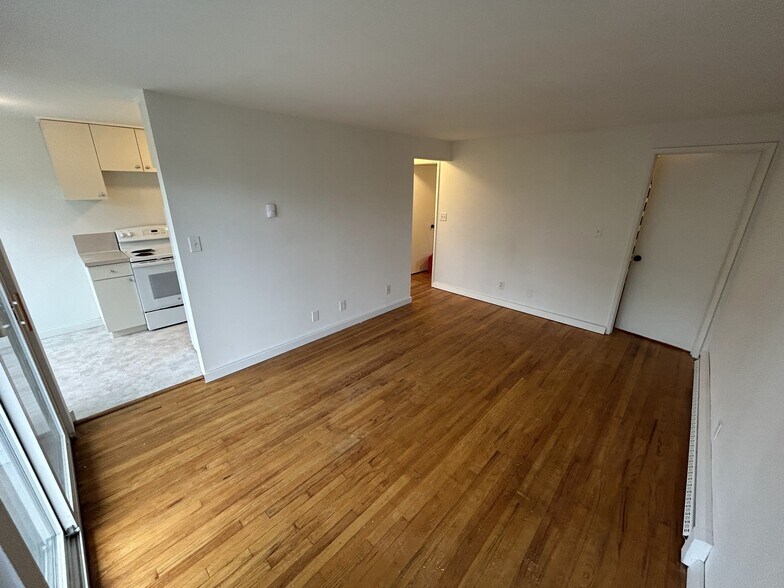 Building Photo - 1138 NW 62nd St