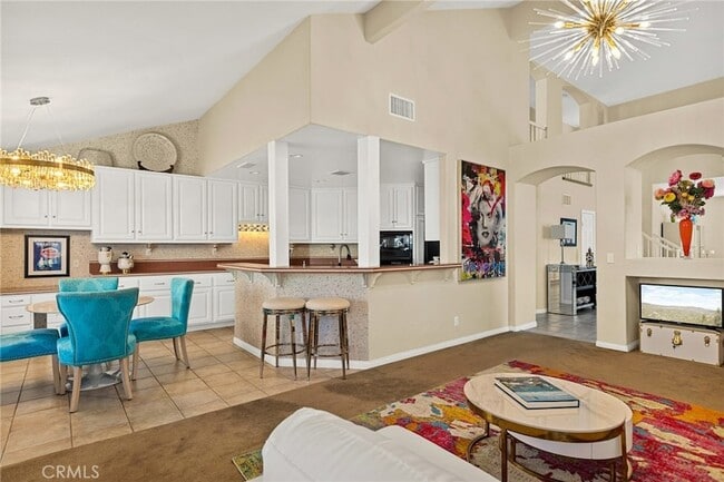 Building Photo - 1521 Fairway Oaks Ave