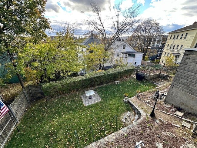 Building Photo - 18 Gage St