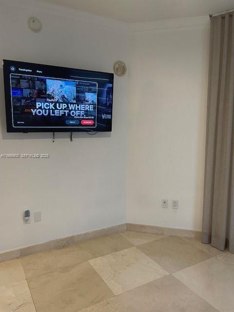 Building Photo - 16699 Collins Ave