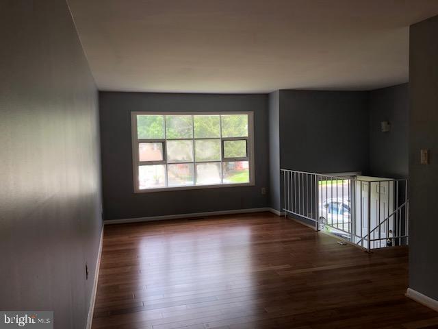 Building Photo - 14358 Springbrook Ct