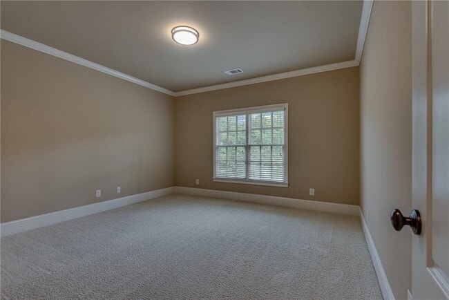 Building Photo - 3924 Sweat Creek Run NE