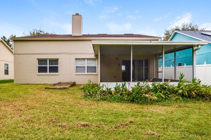 Building Photo - 11184 Cypress Leaf Dr