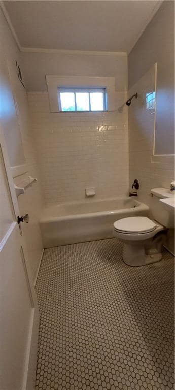 Building Photo - 1594 McLendon Ave NE