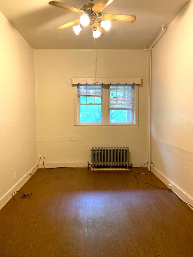 Building Photo - 135 S 2nd St