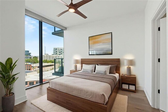 Building Photo - 788 West Marietta St NW