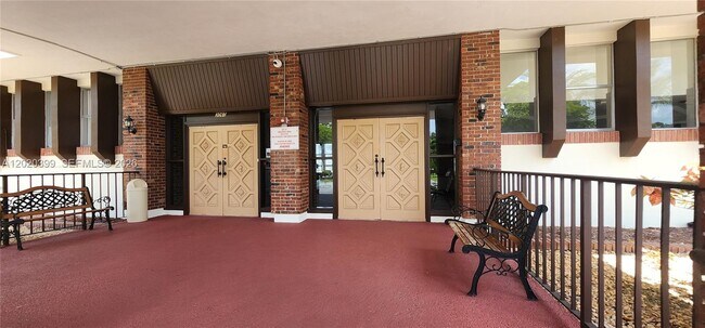 Building Photo - 3061 NW 47th Terrace