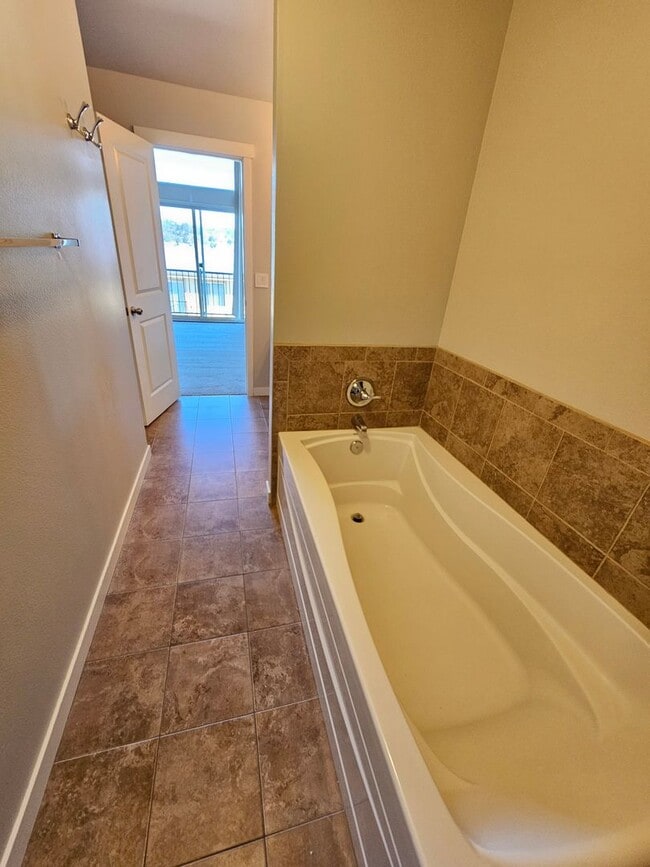 Building Photo - Bremerton Townhome with Puget Sound Views