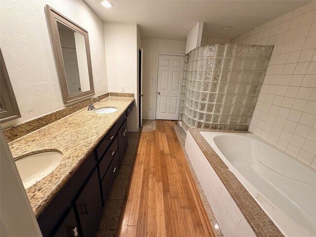 Building Photo - 12514 Safeguard St