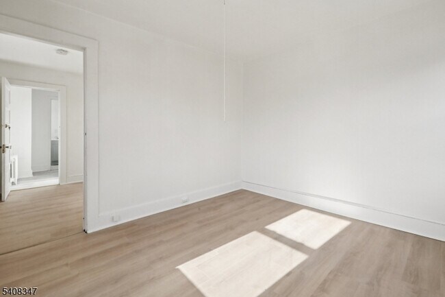 Building Photo - 66 N Washington Ave