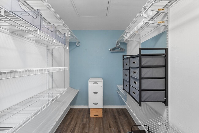 Building Photo - 2651 Citrus Lake Dr