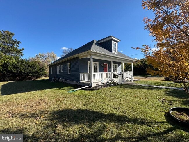 Building Photo - 208 Vineyard Rd