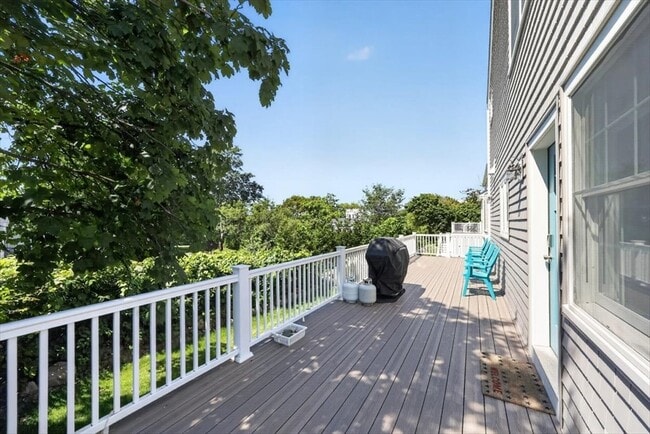 Building Photo - 62 Gilson Rd