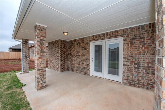 Building Photo - 8004 NW 160th Terrace