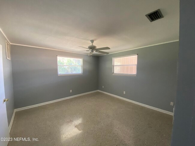 Building Photo - 102 St Elmo Rd