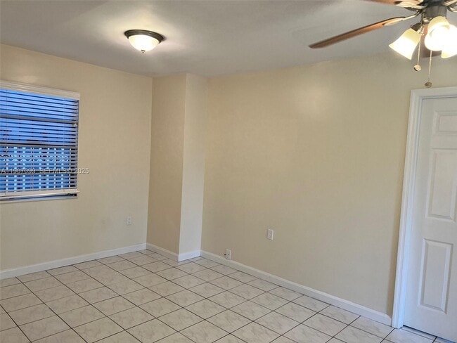 Building Photo - 5661 SW 4th St