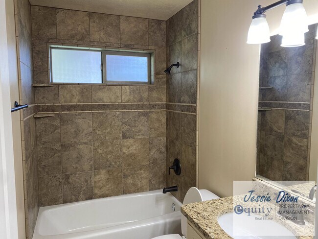 Building Photo - 2747 S 1475 W